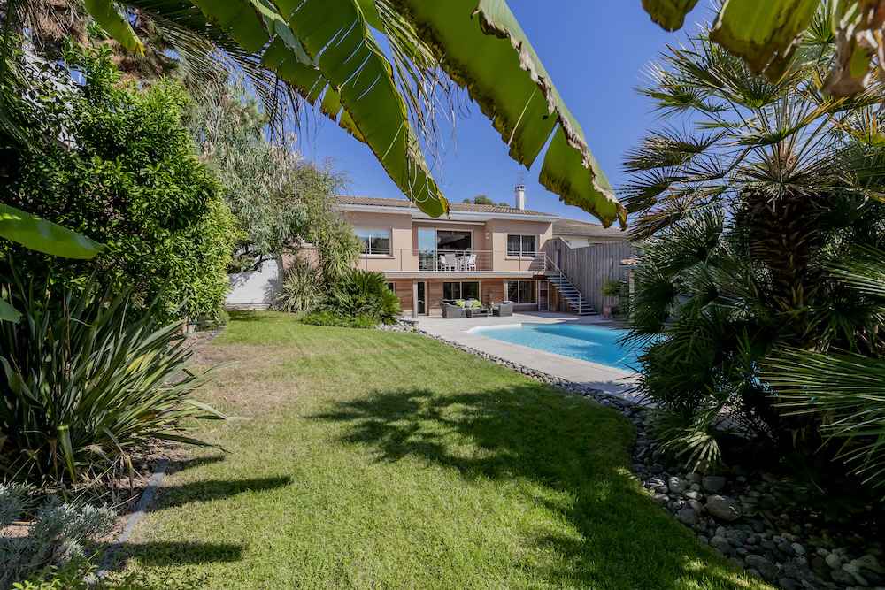 HOUSES WITH SWIMMING-POOL LE BOUSCAT